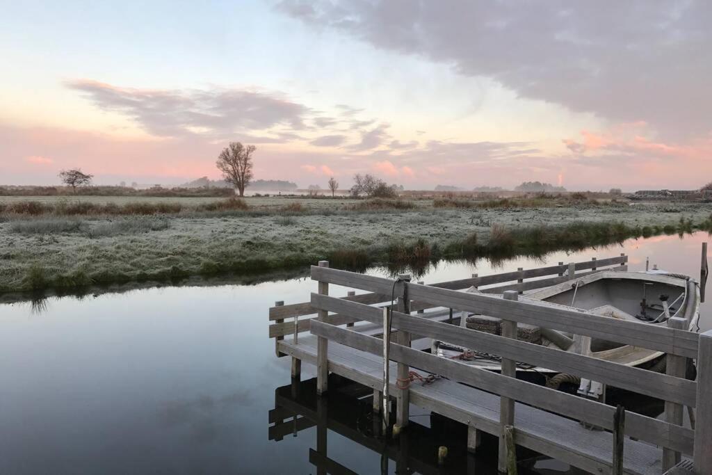 Romantic Dutch Hideaway Jisp Exterior foto